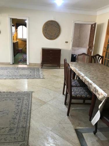 Apartamento Naser City ????? ???