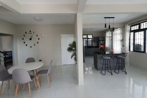 Villa Stone
