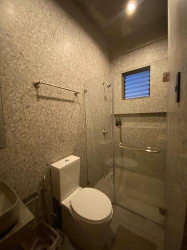Shorebreak Hostel