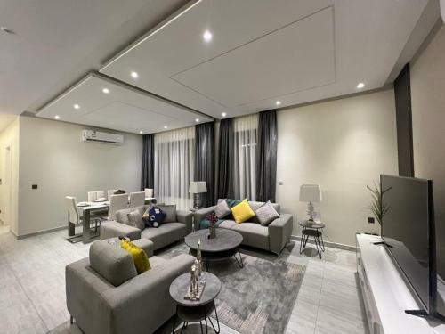 Luxury Apartment Irqah