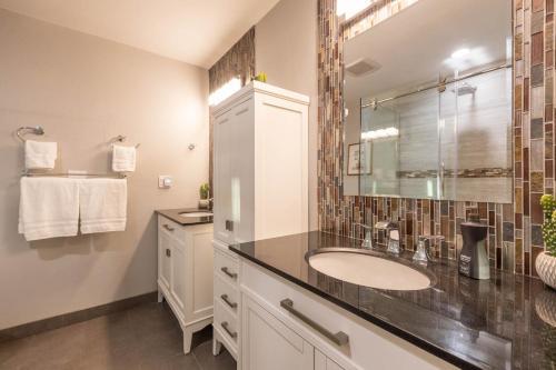 Scottsdale Granite Reef Home