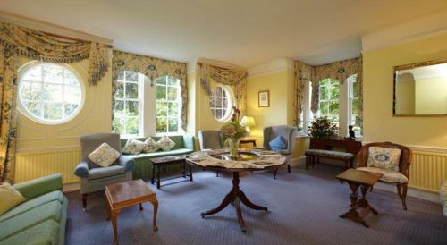 Hotel Esseborne Manor