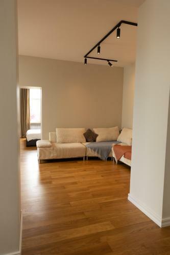 Spacious 2-room City Centre Apartment