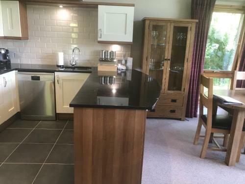 Cameron House Lodges Lodge 40