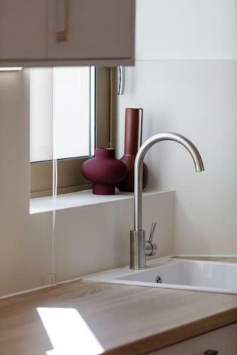 Harbour Hill Apartment With Jacuzzi And Sea View