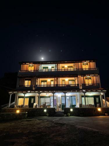 Hotel Niriides Rooms