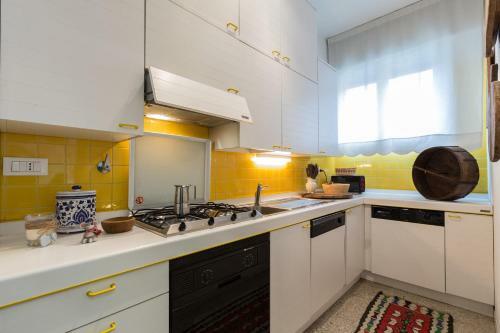 Borghi Mamo - The Place Apartments