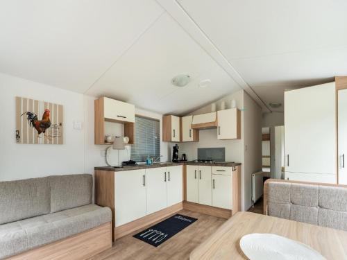 Charming Holiday Home In Grou With Fenced Garden