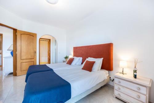 Lovely Townhouse Budens