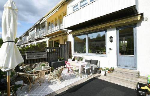 Well-equipped Terraced House In Beautiful Orgryte