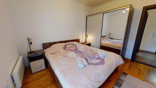 Apartmani Radomirovi?