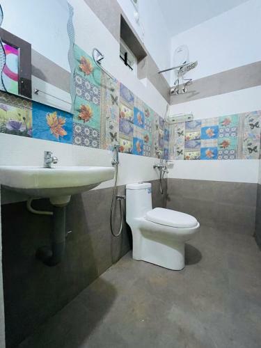 Happy Living Service Apartment