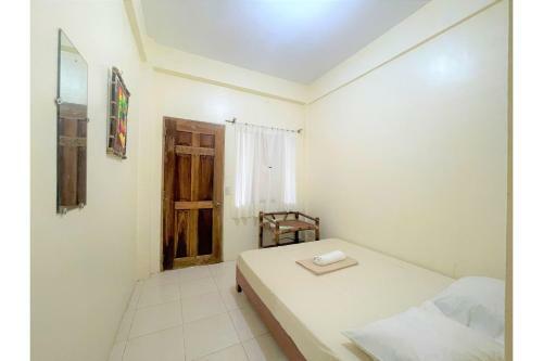 Hotel Oyo 876 Escurel Inn Boracay