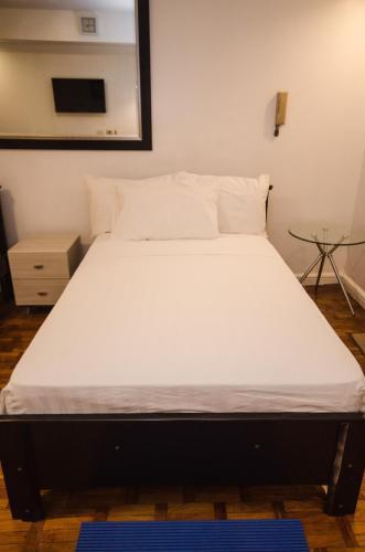 Apartamento Poblacion Makati Studio By Central Flats
