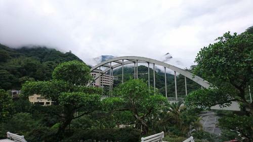 Teng-long Hot Spring Village