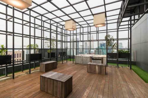 Designer Studio, The Posh At Anggun Residences
