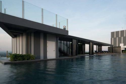 Apartamento 17f Seaview!! Rooftop Infinity Swimming Pool