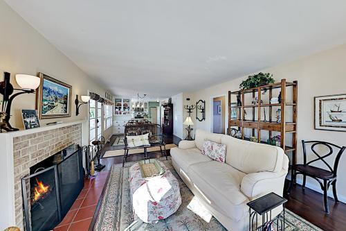 Magnolia Cottage
