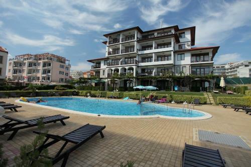 Private Apartment In Bademite Complex