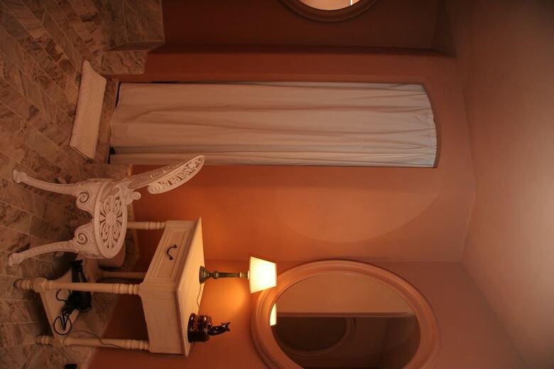 Hotel Asilo Masi