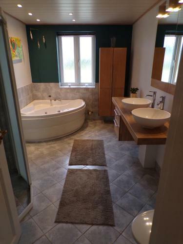 Lodge Stone Mountain Bnb