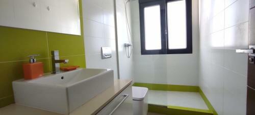 Chalet Primera Linea De Playa Benicarl�
