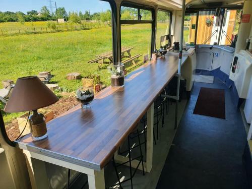 Double Decker Bus On An Alpaca Farm Sleeps 8