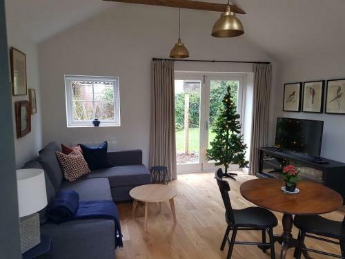 Hostal The Cottage