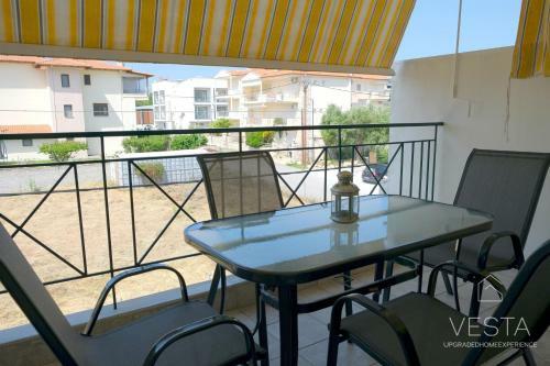 Katia?s Apartment In Kallithea, Netflix & Internet