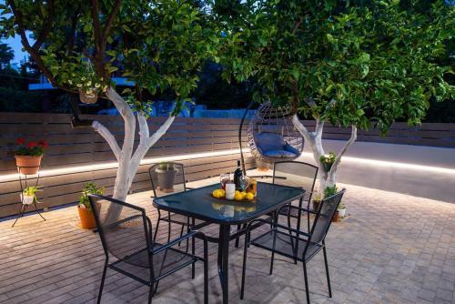 Lemon Garden Stylish Private Apartment