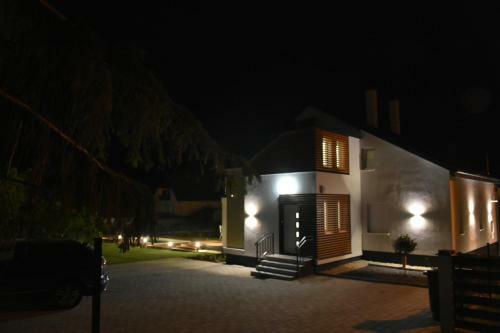 Villa Field6