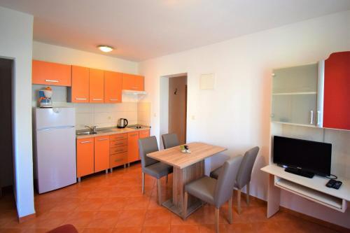 Apartments Frane G