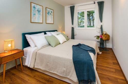 Lavica Bellevue Apartments & Studios