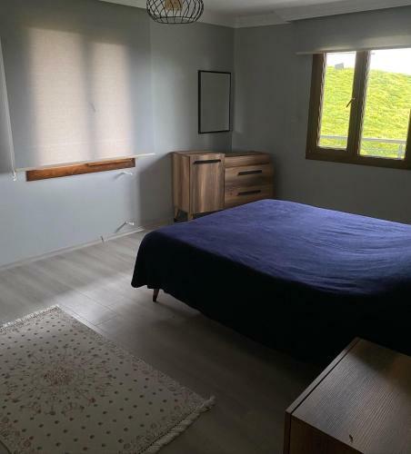 Home Just 15 Min From Airport