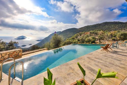 14 Exclusive Villa Complex Within Nature - Notos Club