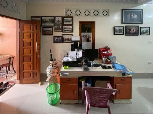 Hotel Valencia Homestay Redpartner