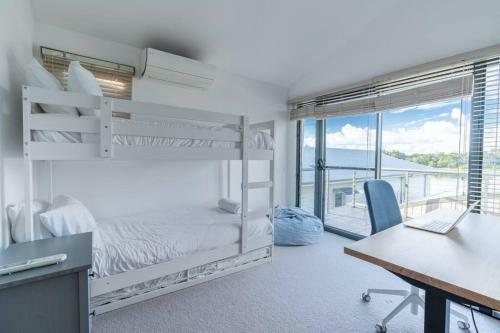 Four Knots At Minnamurra Waterfront & Studio