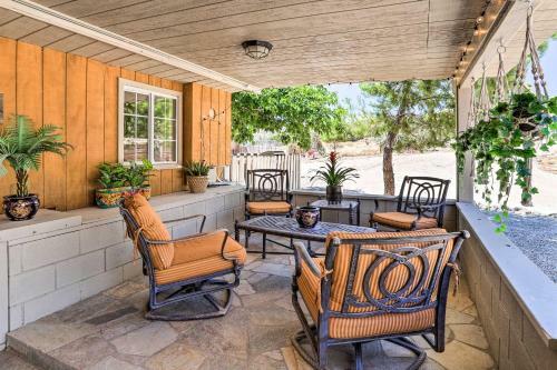 Lovely Morongo Valley Homestead With Mtn Views