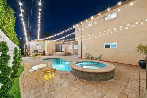 Villa Beverly Grove Spanish Oasis With Pool & Parking