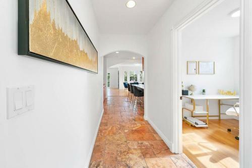 Villa Beverly Grove Spanish Oasis With Pool & Parking