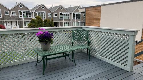 White Rock Pier House