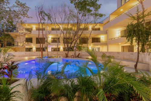 Apartamento Modern 4 Condos 8br Surrounded By Nature Sunbeds And Shared Pool