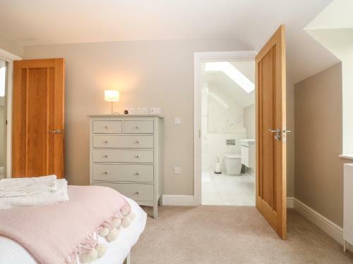 9 Windrush Heights