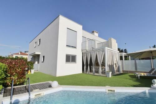 Villa Pura Vida With Pool