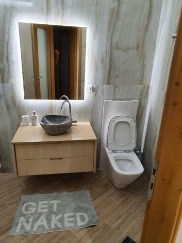 Smart Luxury Amperia House