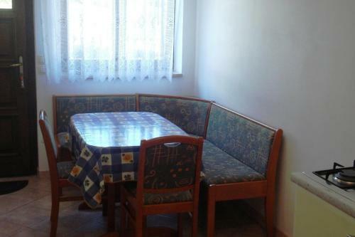 Apartments Sanda- 120m From Beach