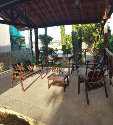 Condom�nio Horizonte Da Serra Lll - Gravat�