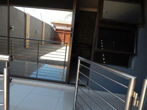 Hostal Luxury Sunset Guest House
