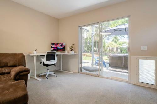 Smart Home ? Full Kitchen ? Hbo ? W/d ? Music Lover?s Dream