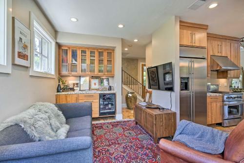 Luxury Yountville Retreat With Private Balcony!